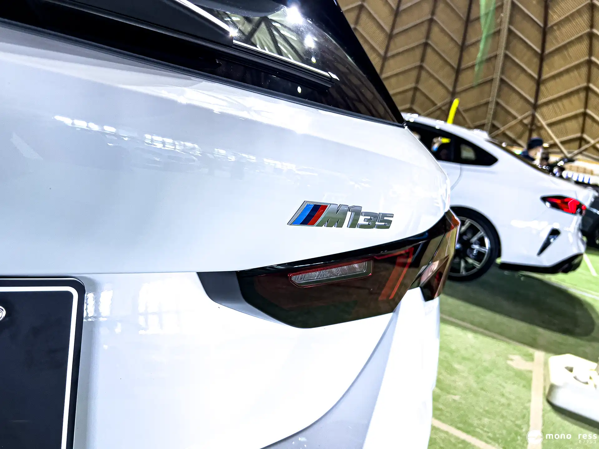BMW M135 のエンブレム