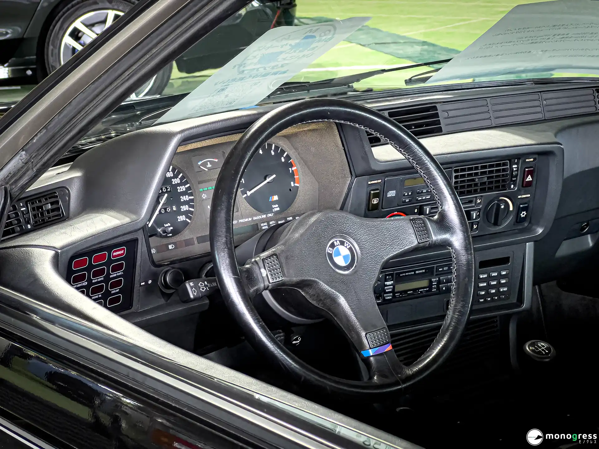 BMW M6 ステアリング